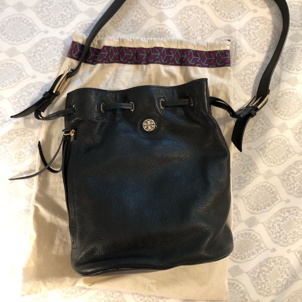 Tory Burch Brody Crossbody Bucket Bag